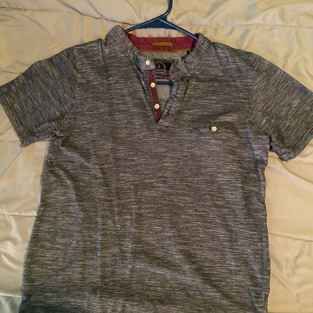 Men’s shirt